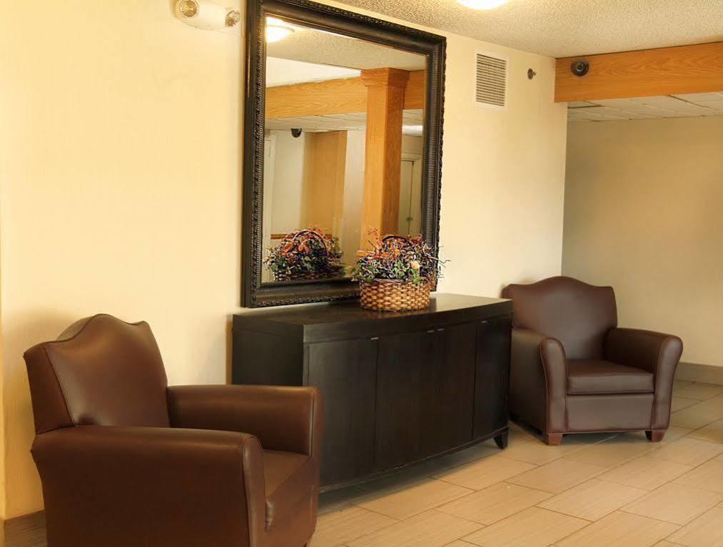 Clarion Inn Форт Колинс Екстериор снимка