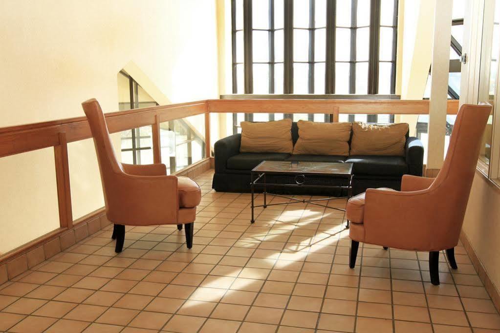 Clarion Inn Форт Колинс Екстериор снимка