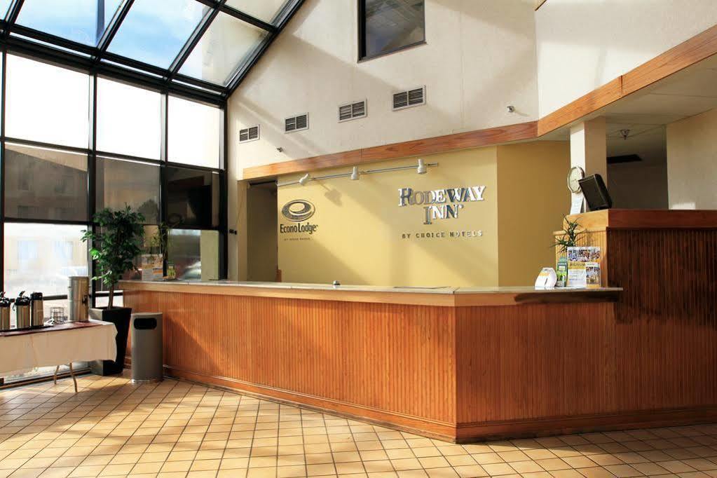 Clarion Inn Форт Колинс Екстериор снимка
